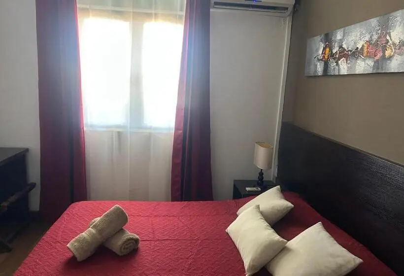 1 Bedroom Penthouse Apartment, Le Binome