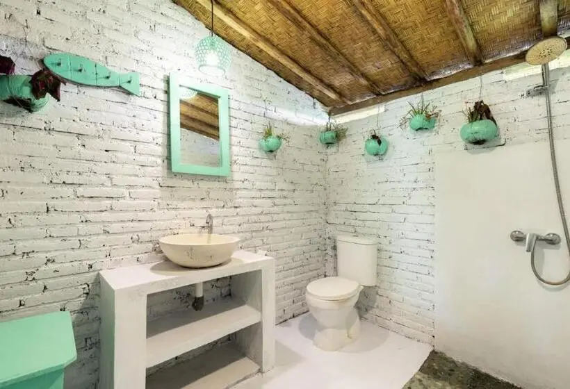 اتاق استاندارد با چشم‌انداز استخر, Bali Brothers Guesthouse
