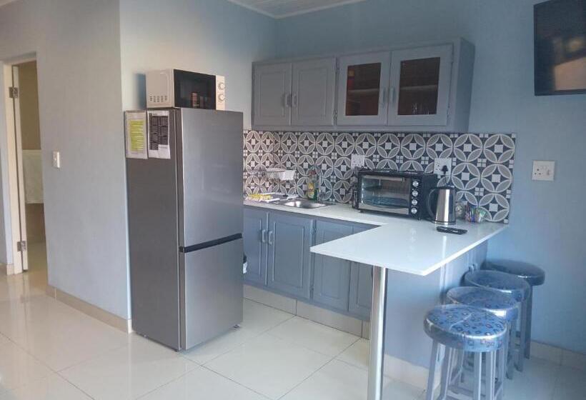 Quarto Familiar Vista Jardim, Sonhos Dreams Self Catering Garden Cottages