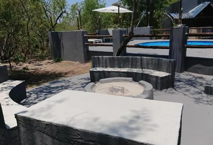 ２ベッドルームハウス, Svh Bush Lodge