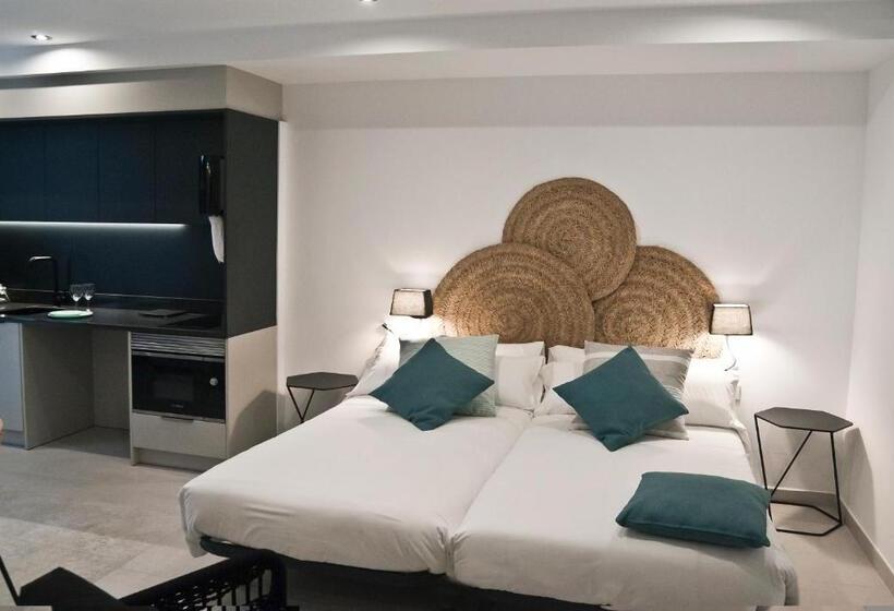 Студия Стандарт, Aparthotel El Cargol