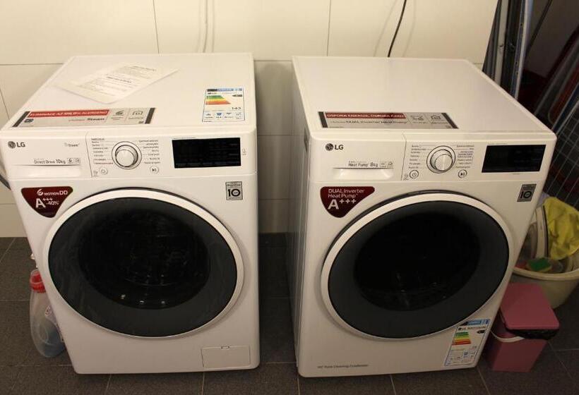 شقة غرفة واحدة, Apartmány V Podhradí