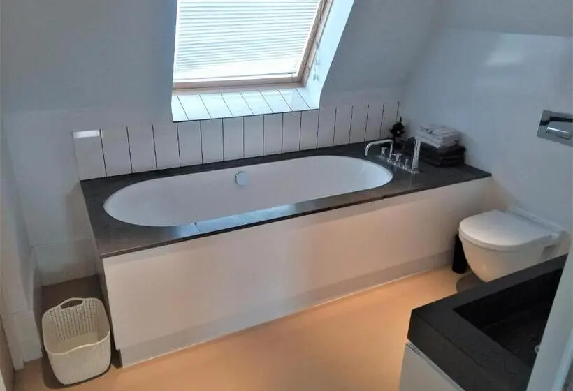 キングサイズベッドのデラックスルーム, Kaap Hoorn Club Bed En Breakfast