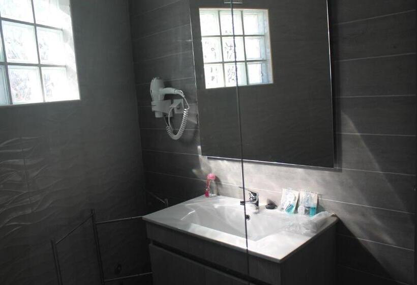 Standard room with outdoor bath, Hospedaria Da Barragem