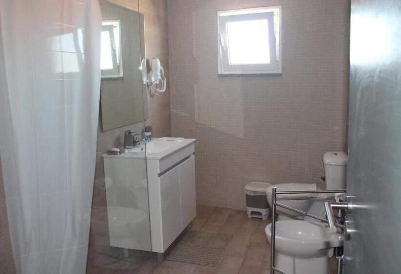 غرفة قياسية, Hospedaria Da Barragem