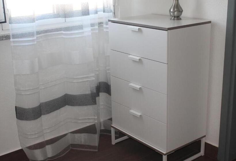 Номер Стандарт, Hospedaria Da Barragem