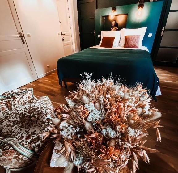 غرفة ديلوكس, L Accrochecoeur