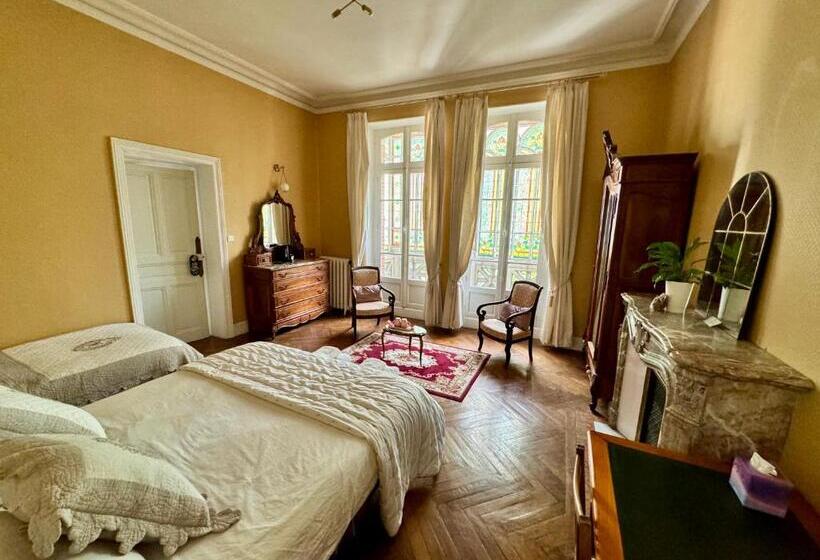 Люкс Вид на Сад, La Maison D Hôtes Du Chapelier