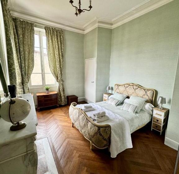 Номер Стандарт, La Maison D Hôtes Du Chapelier