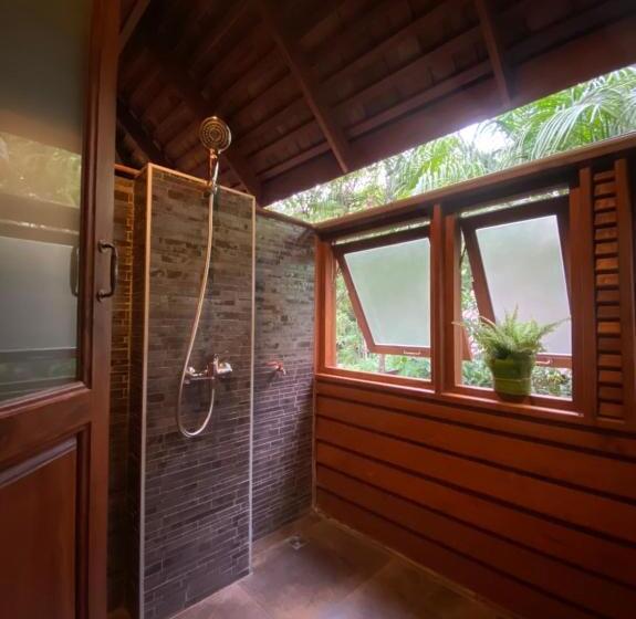 带大床的高级房间, Sak Ka Ya