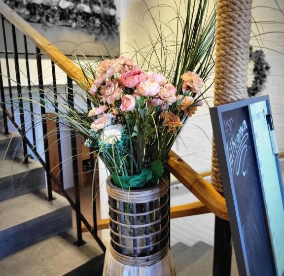 חדר סטנדרט חדר אמבטיה משותף, Kg Sleepover & Ställplats