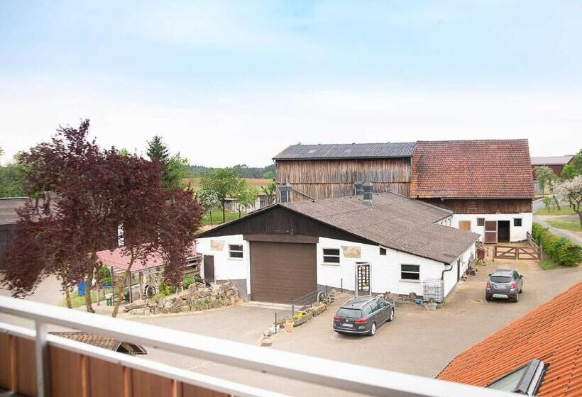 דירה בת חדר שינה 1 עם מרפסת, Ennerla Hof