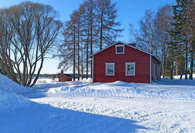 בית, 4 חדרי שינה, Laukkumäki Farm