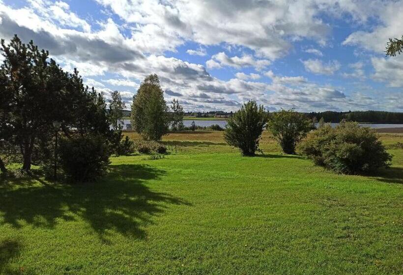 בית, 4 חדרי שינה, Laukkumäki Farm