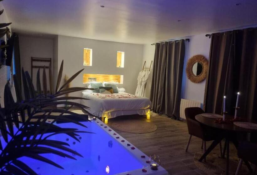 标准间, L évasion Romantique Suite De Charme Avec Spa Privé à 20min De Paris Et Au Calme En Lisière De La Fo