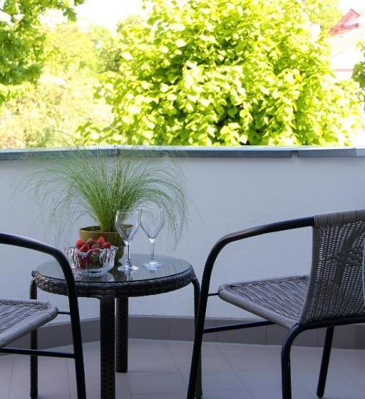 سوییت خانوادگی, Nette