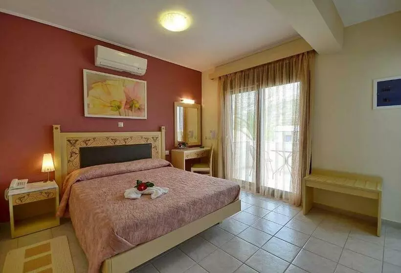 استودیوی استاندارد, Emporios Bay Hotel Chios