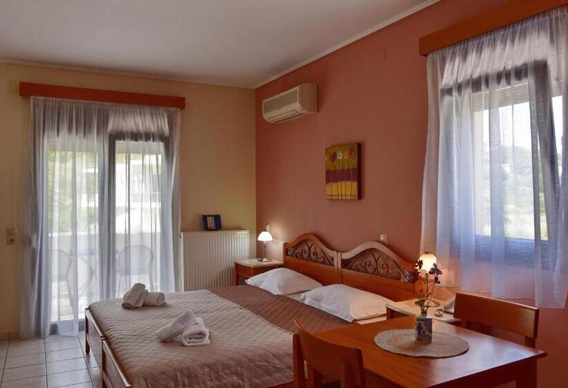 إستوديو قياسى, Emporios Bay Hotel Chios