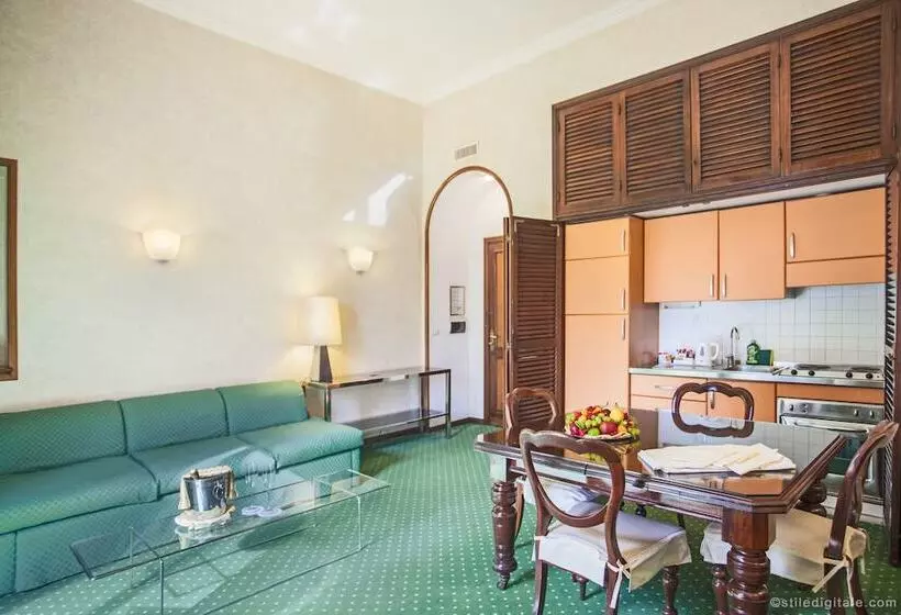 سوییت جونیور, Aldrovandi Residence City Suites