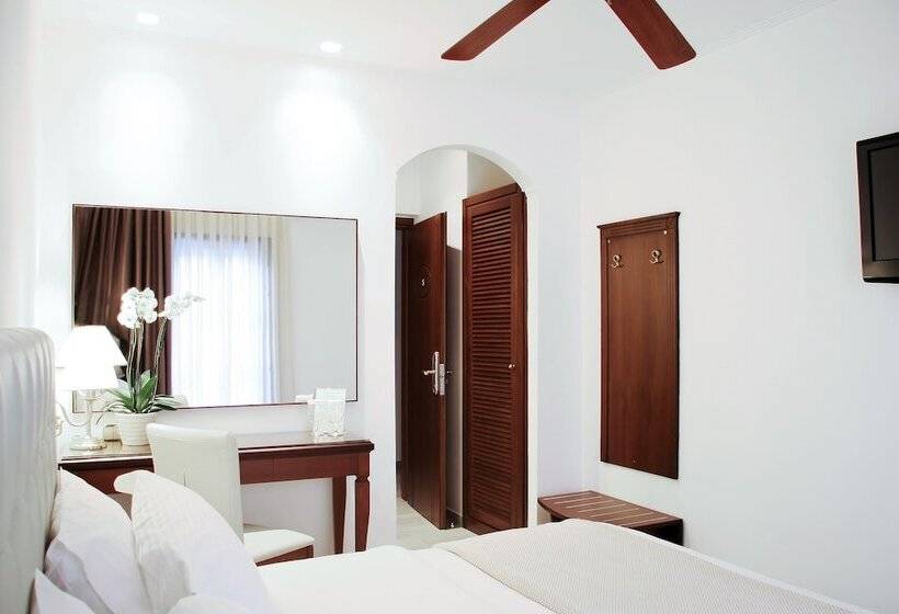 标准间, Armata Boutique