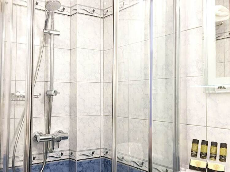 标准间带游泳池, Armata Boutique