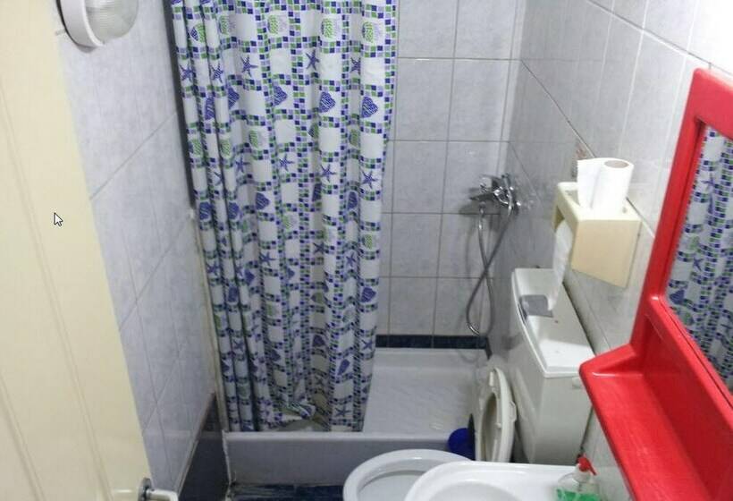 이코노미 룸, Efesos   Hostel