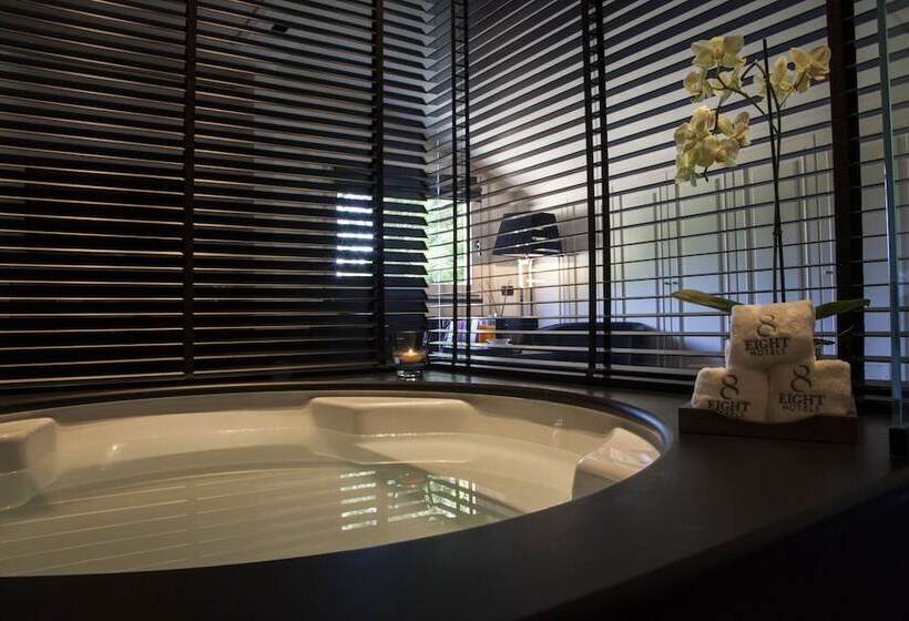 Полулюкс, Eight Hotel Portofino