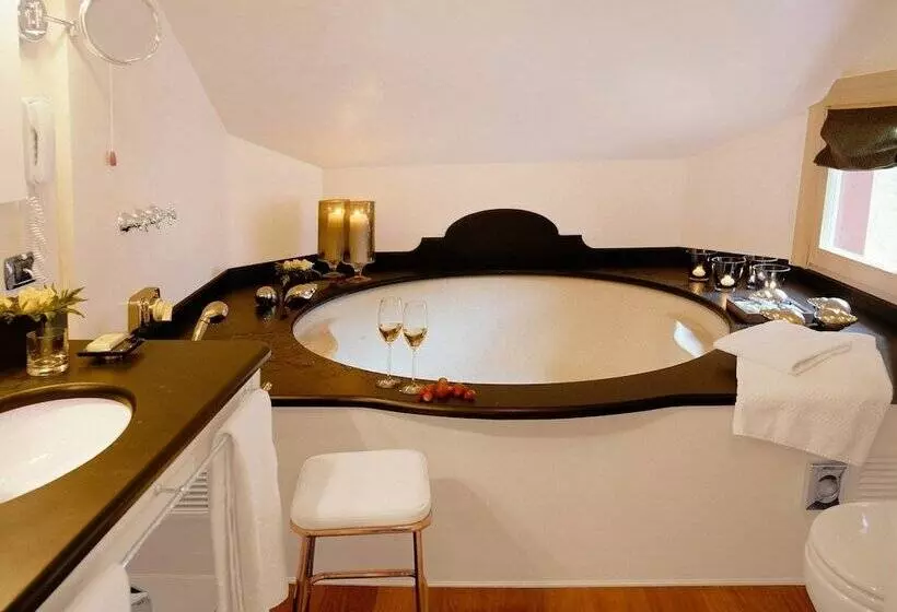اتاق سوپریور, Eight Hotel Portofino