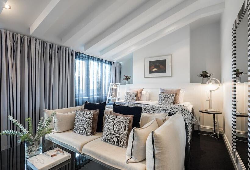 스탠다드 룸, Fabian