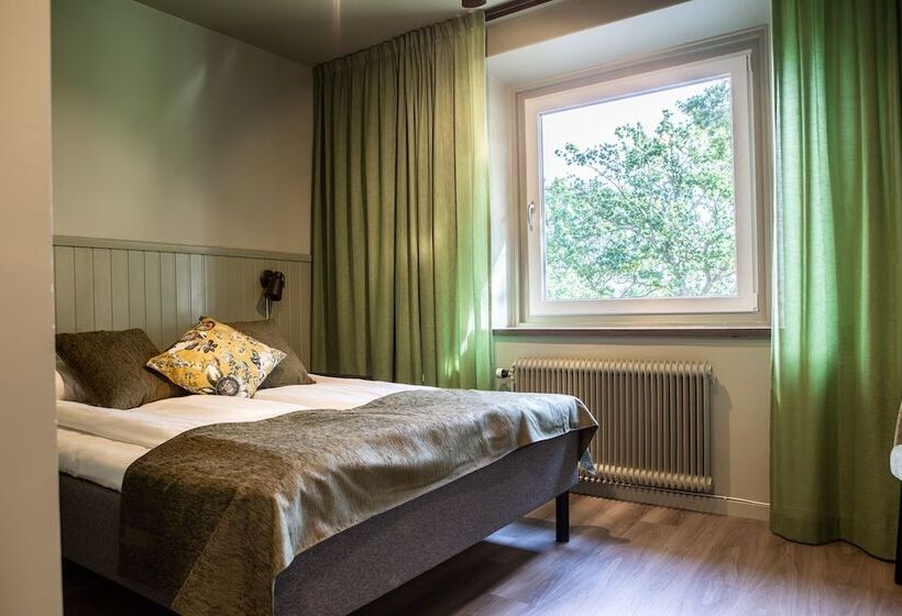 غرفة عائلية, Hehrne Kök & Konferens