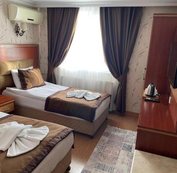 غرفة قياسية ثلاثية, Hermanos