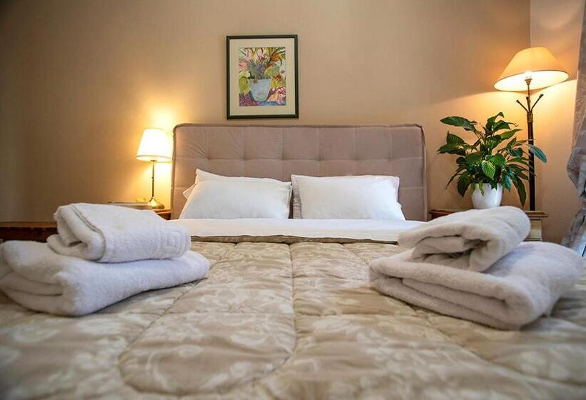 اتاق استاندارد یک نفره, Koukonas