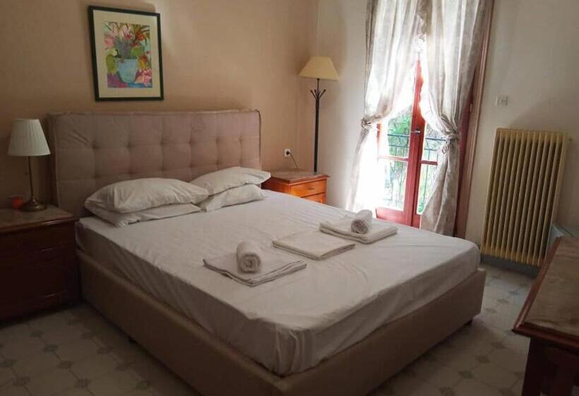 اتاق استاندارد, Koukonas