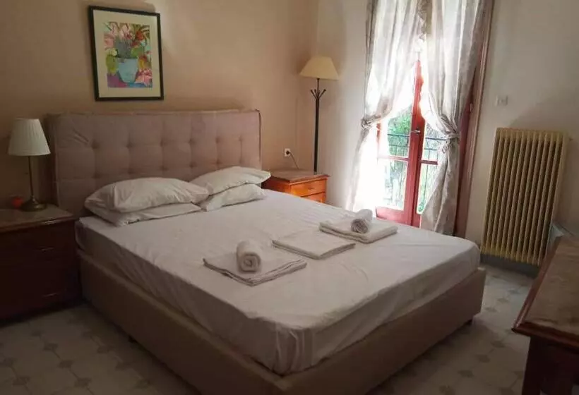 Chambre Standard, Koukonas
