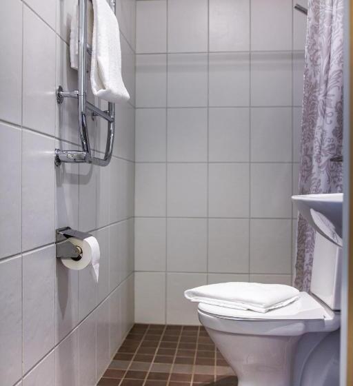 غرفة قياسية, Hehrne Kök & Konferens