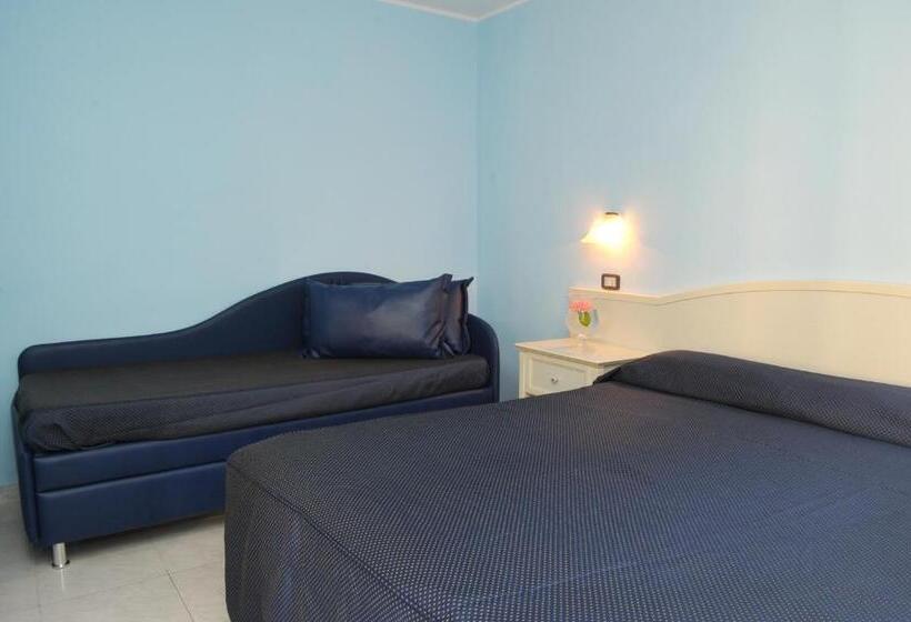 غرفة قياسية رباعية, La Sorgente Hs