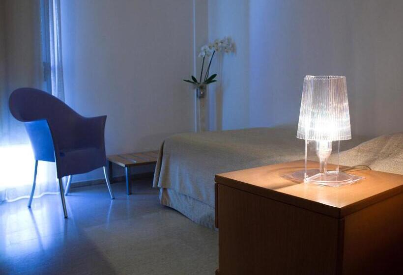 스탠다드 싱글 룸, Le Saline