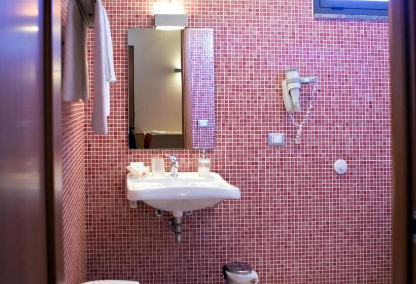 스탠다드 트리플 룸, Le Saline