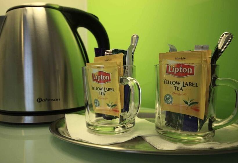 Quarto Executivo, Pure White