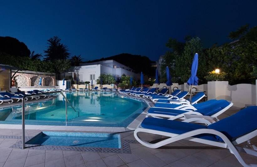 수피리어 트리플 룸, San Felice