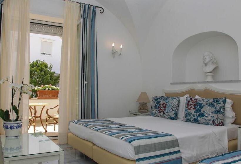 高级三人间, San Felice