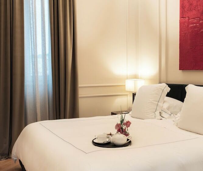 Camera Prestige, The First Arte   Preferred Hotels & Resorts