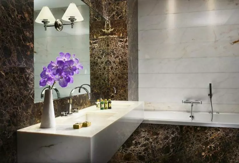 Suite Junior, The First Arte Preferred Hotels & Resorts