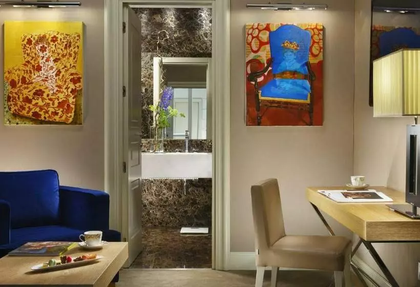 Suite, The First Arte Preferred Hotels & Resorts