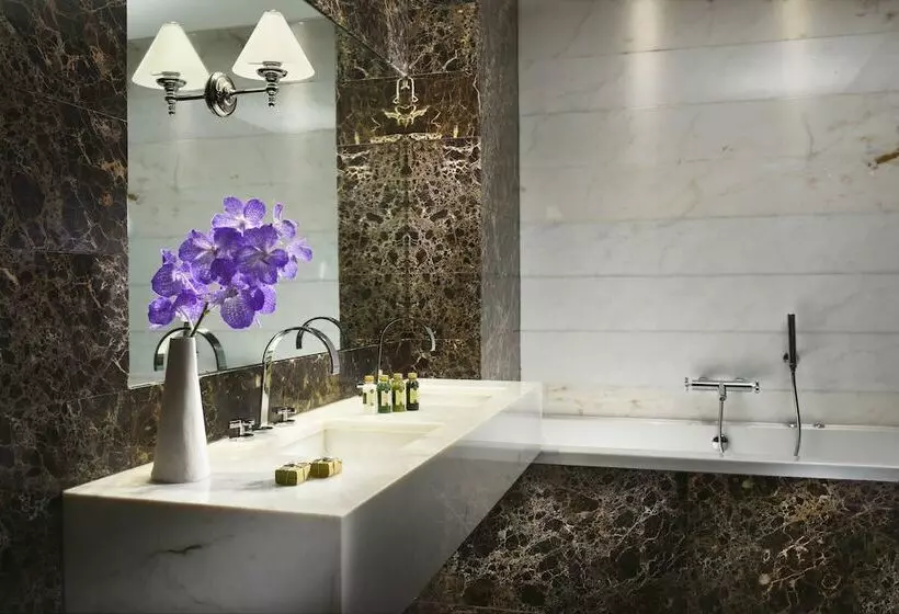 Suite, The First Arte Preferred Hotels & Resorts