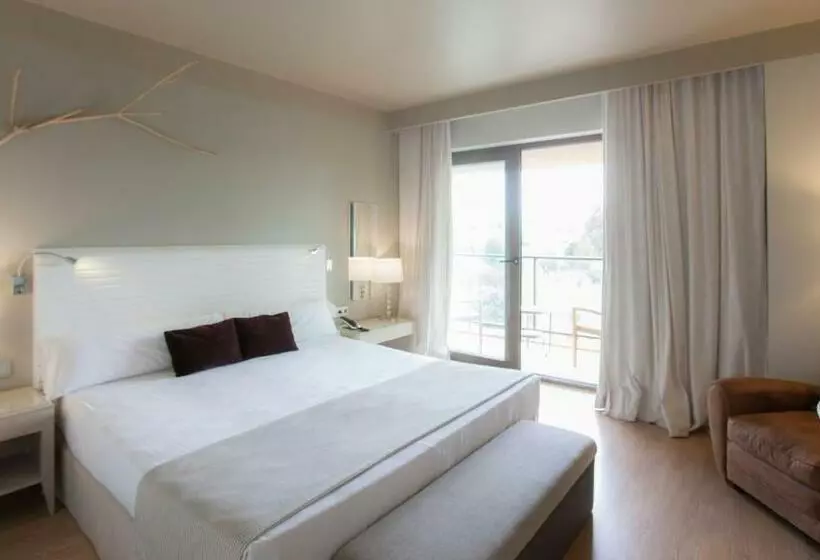 Superior Room with Terrace, Vincci Valdecanas Golf