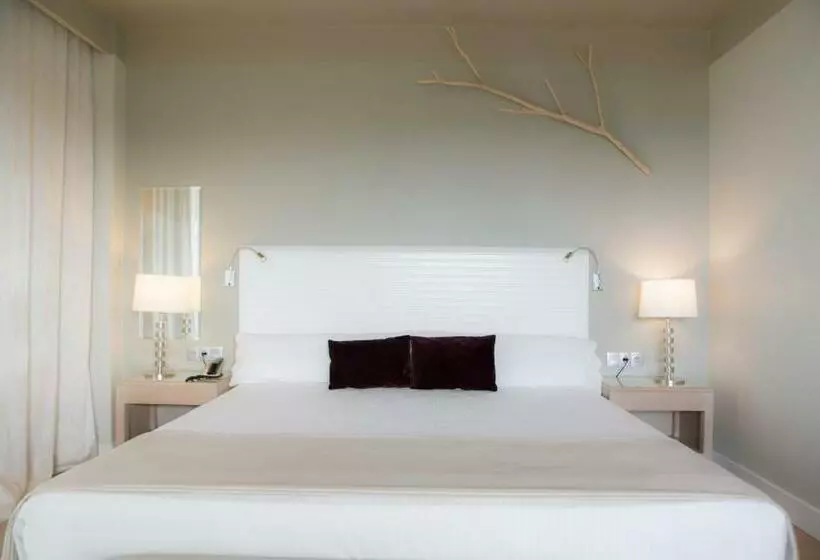 Superior Room with Terrace, Vincci Valdecanas Golf