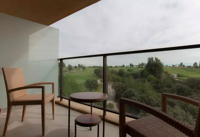 Superior Room with Terrace, Vincci Valdecanas Golf