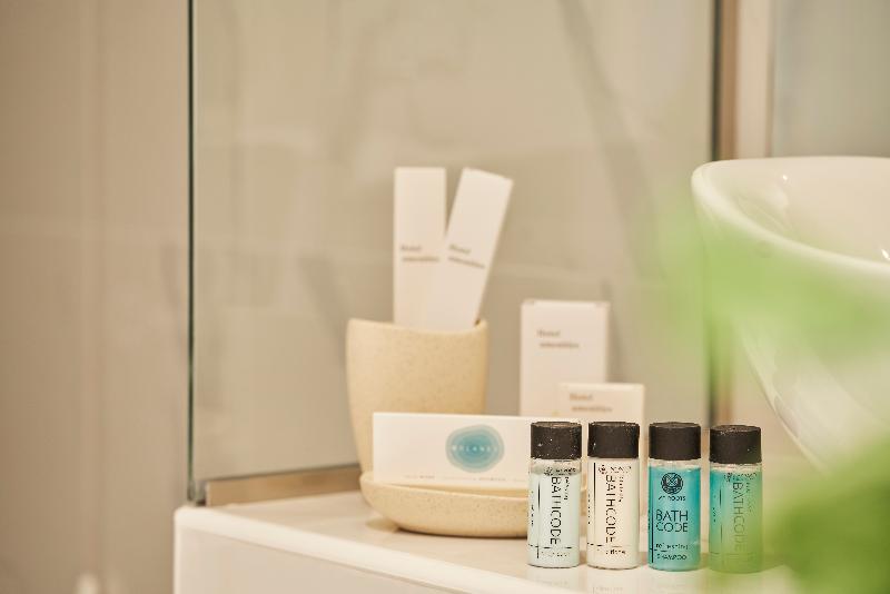 سوییت جونیور با چشمانداز دریا, Xenia Poros Image