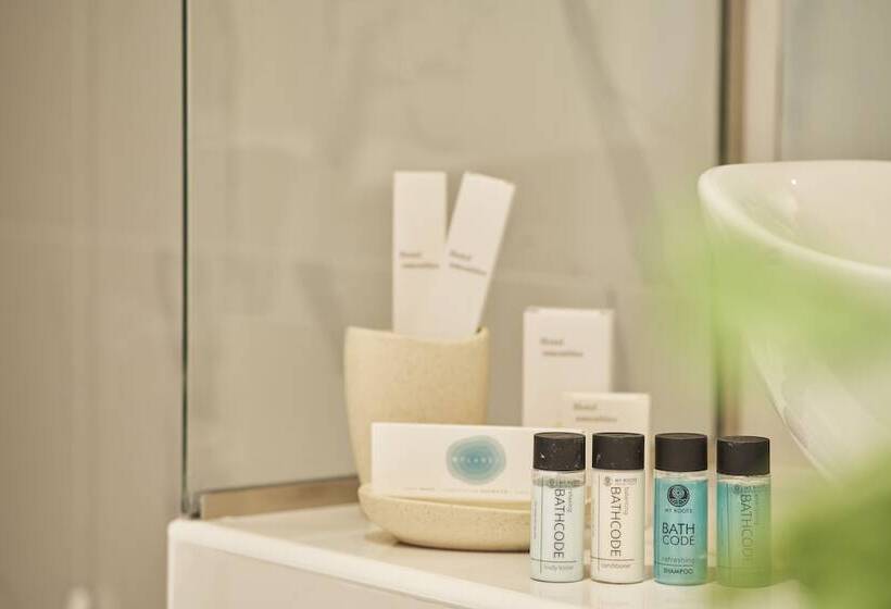 اتاق سوپریور با چشمانداز دریا, Xenia Poros Image